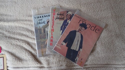 Modezeitschriften mit - 3,